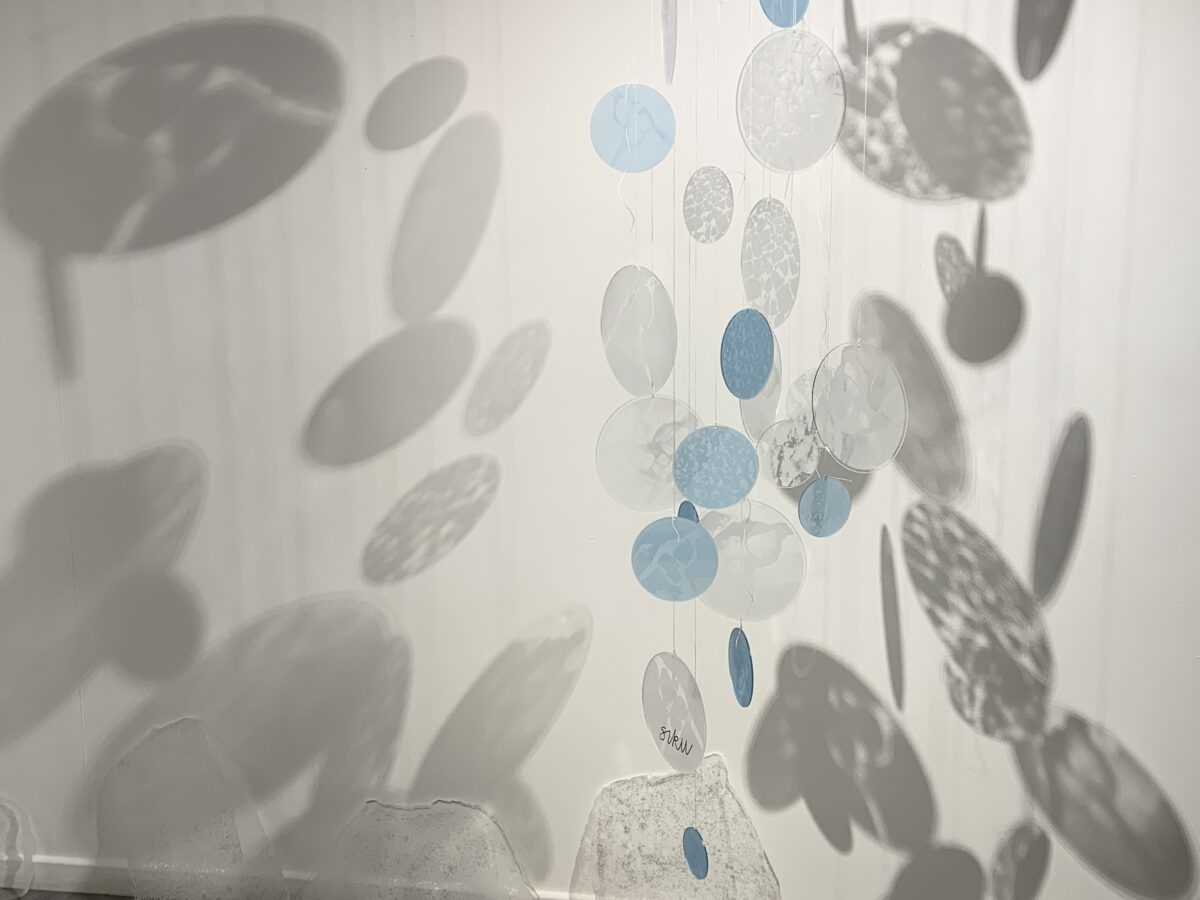 hangings in situ